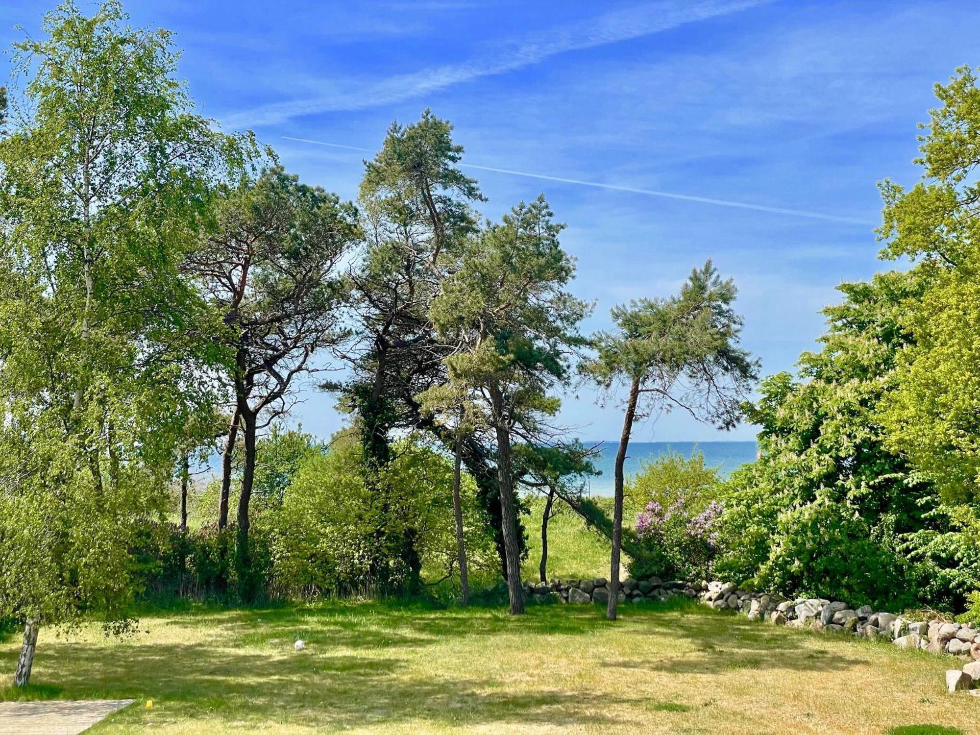 Villa "Windfluechter" Thiessow Exterior photo