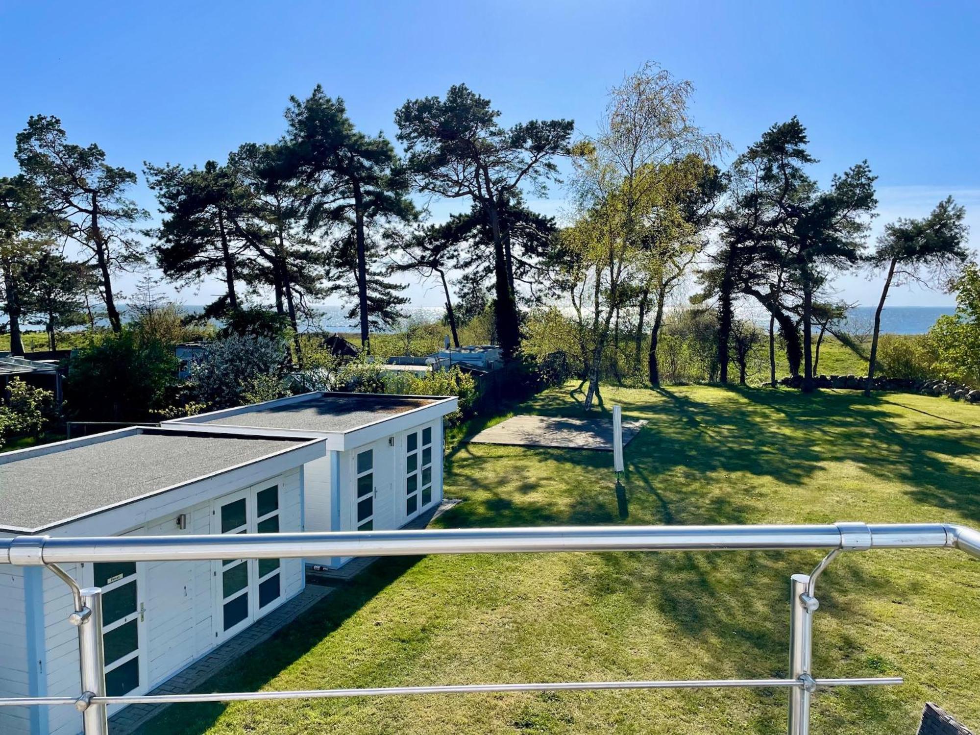 Villa "Windfluechter" Thiessow Exterior photo